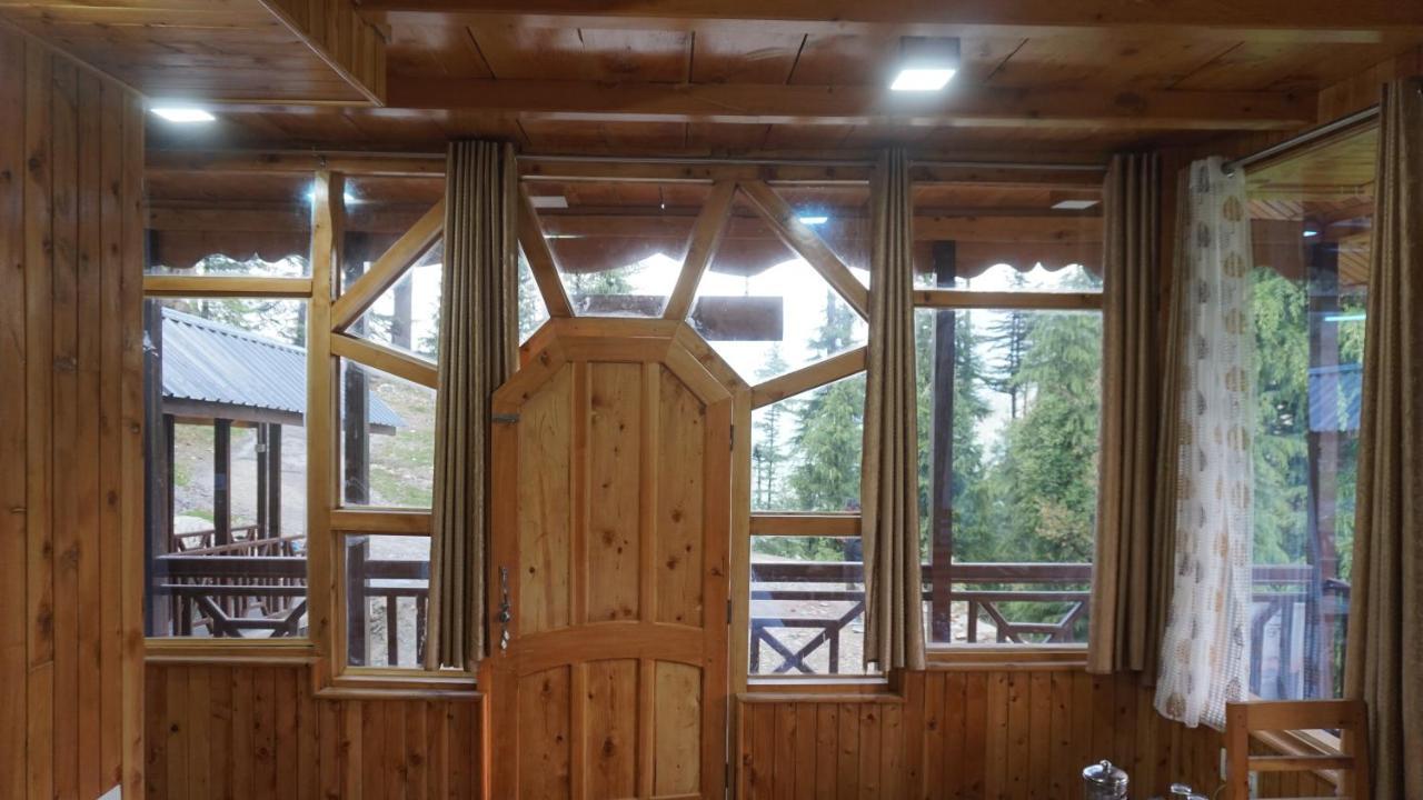 Freebird Nest 2 Stays & Cafe Jibhi Eksteriør billede